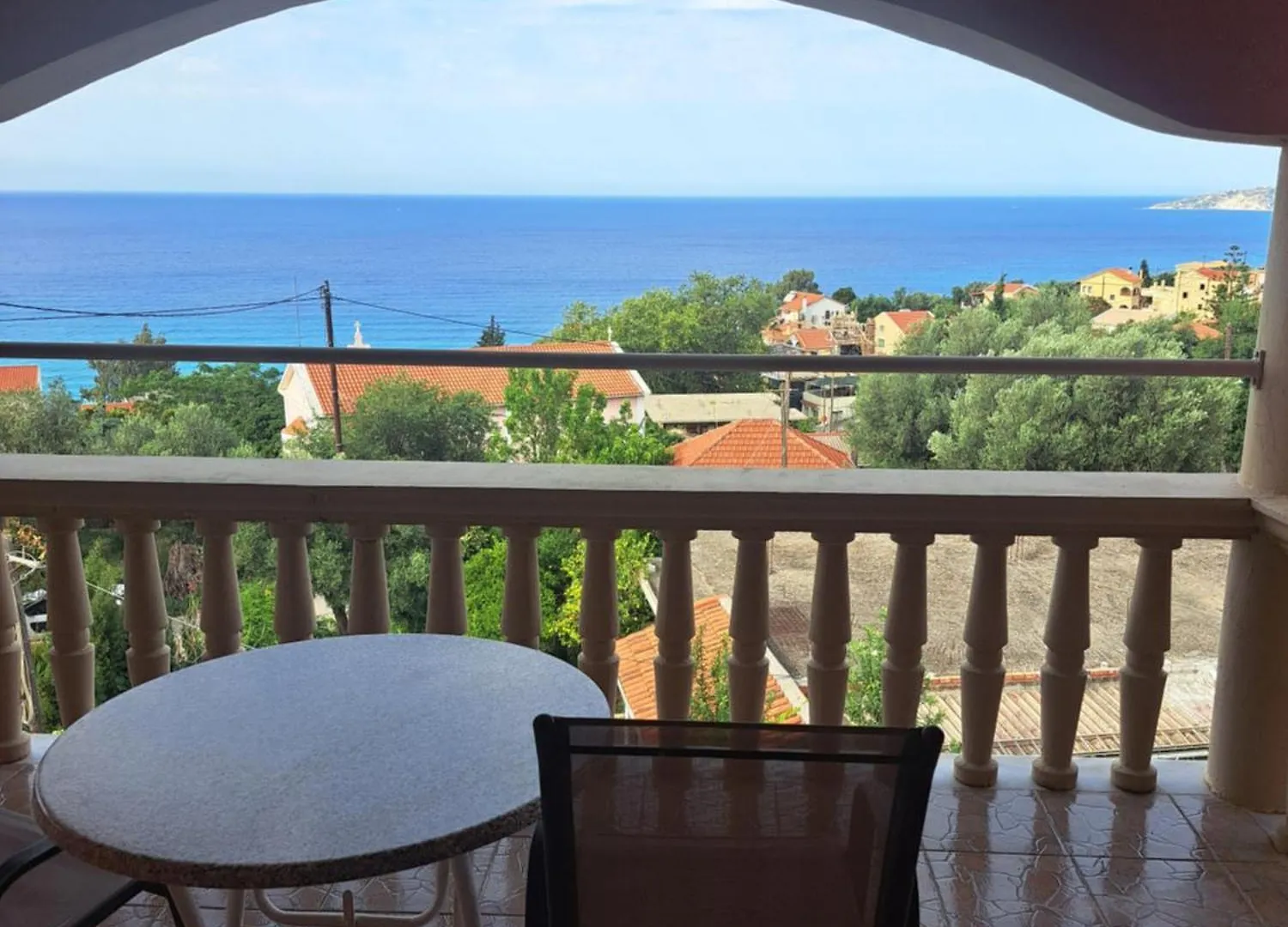 Marinos Studios At Lourdata Village Greece