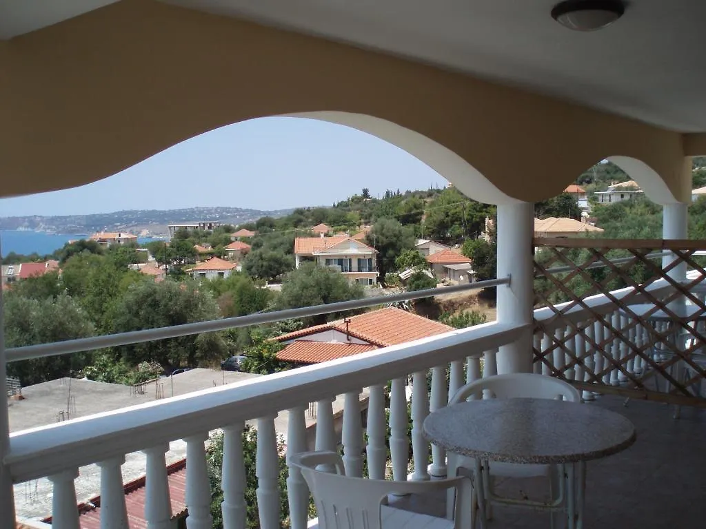 Marinos Studios At Lourdata Village 0*, Lourdata (Kefalonia)