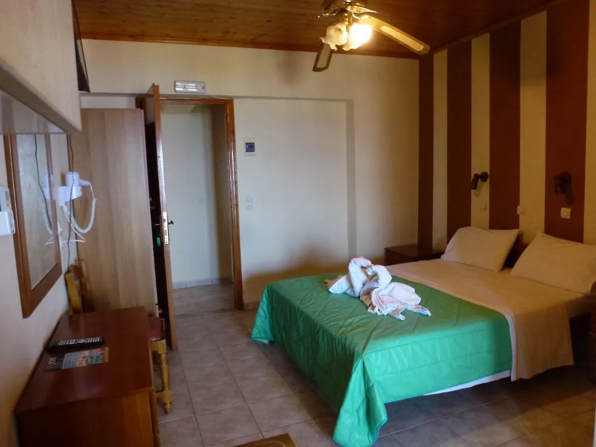 Apartment Marinos Studios At Lourdata Village