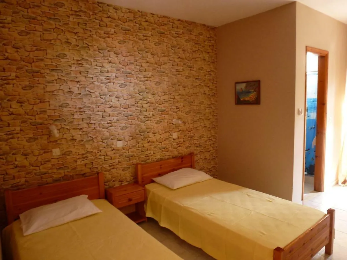 Apartment Marinos Studios At Lourdata Village Greece